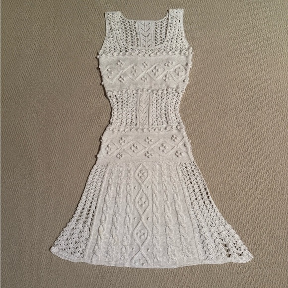 Handmade silk crochet dress - Picture 12 of 12